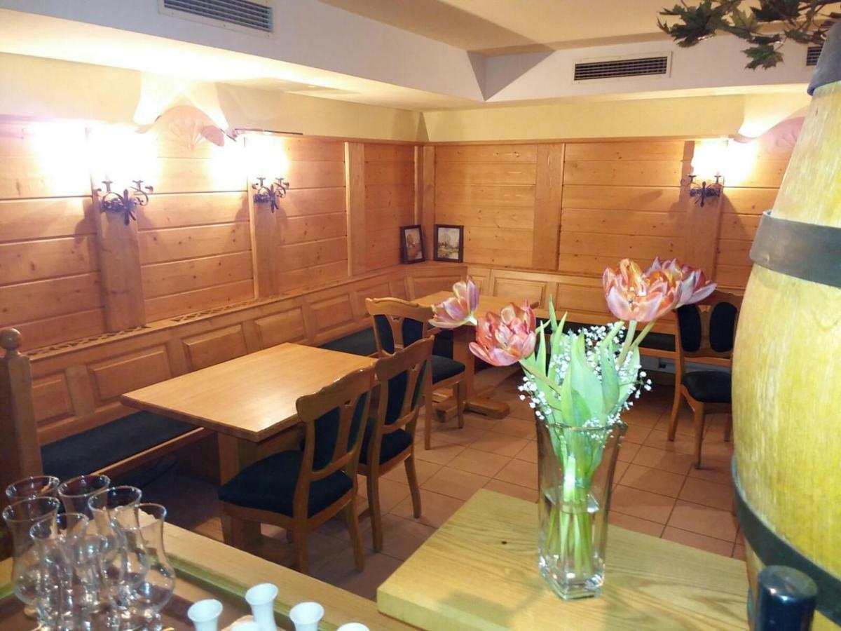 Parkhotel Forsthaus 타란트 외부 사진